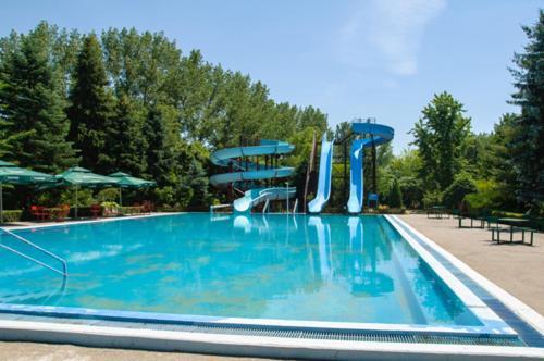 Adica Prenociste Sport Wellness Centar - Bazeni Hostel Ada Buitenkant foto