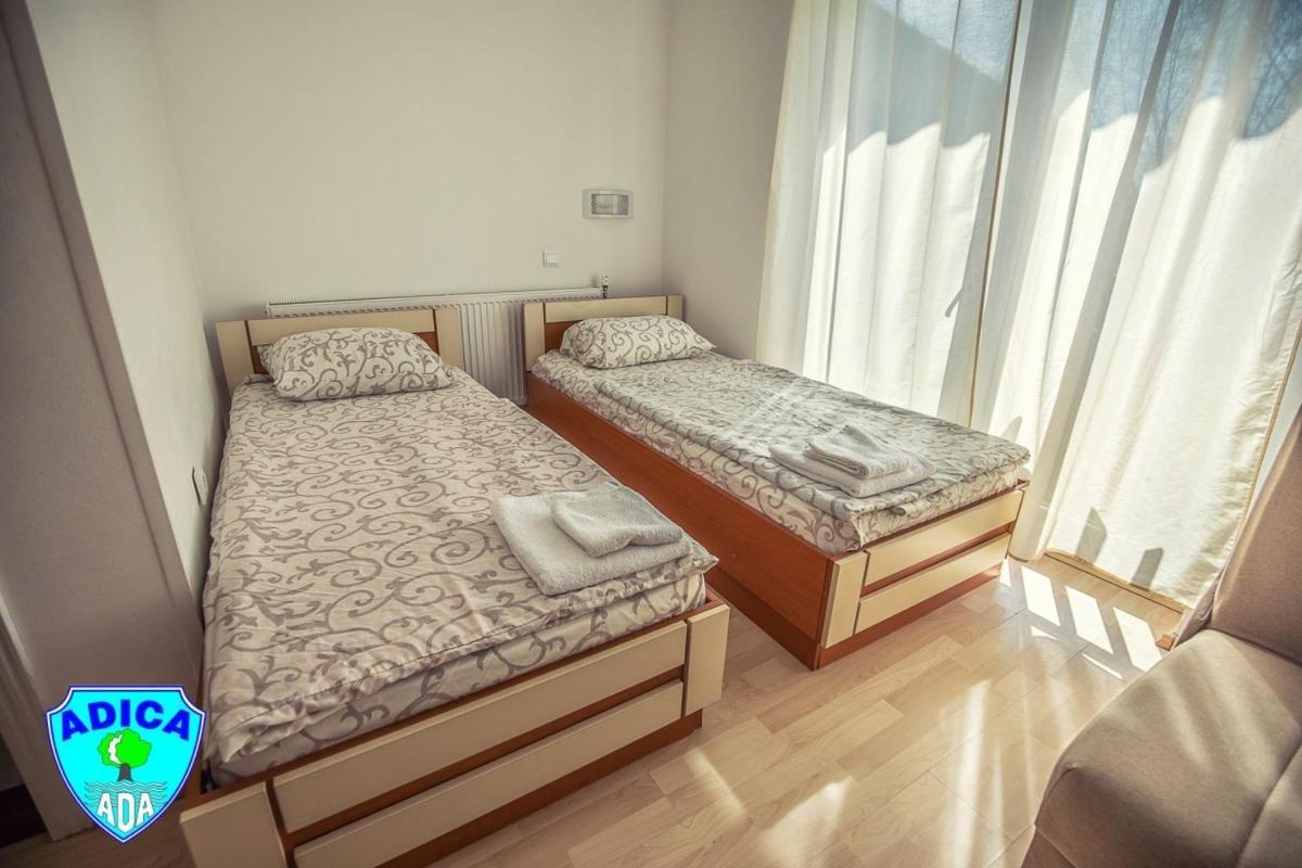 Adica Prenociste Sport Wellness Centar - Bazeni Hostel Ada Buitenkant foto